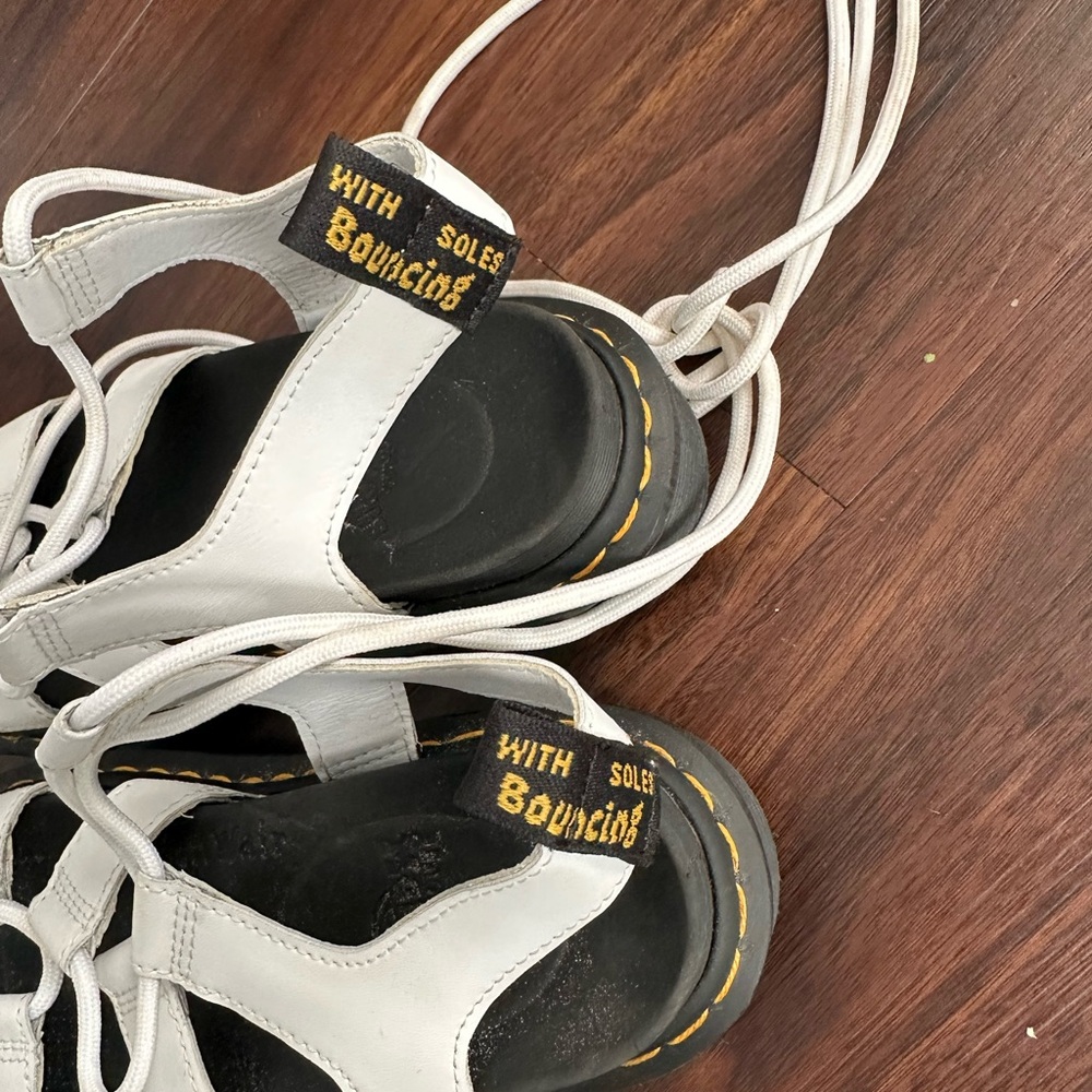 Dr.Martens Roman Sandals Women’s - Picture 2 of 3